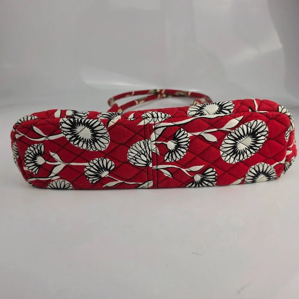 Vera Bradley Deco Daisy Red Eloise Kiss Lock Frame Bag Retired 2011 Floral
